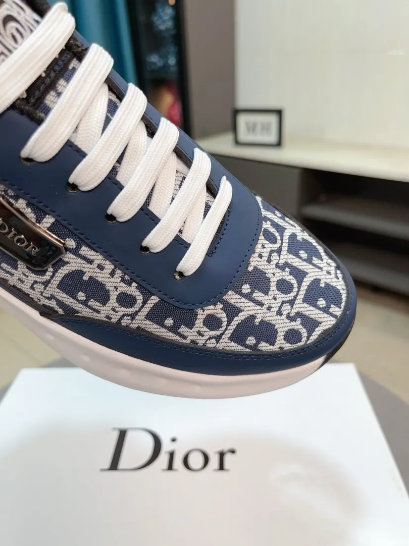 Men's men's shoes 💰440🌹🌹【Dior】Best-selling official website world premiere🔝High-end men's shoes brand official website latest series: The upper is made of imported cowhide with specially designed fabrics➕Mesh breathable lining. Make walking more convenient and comfortable! Compared with the official quality, Midea’s 1:1 replica. Create a fashionable personality to set off your uniqueness! A must-have for trendy men! Classic style. Men's sizes: 38-44.